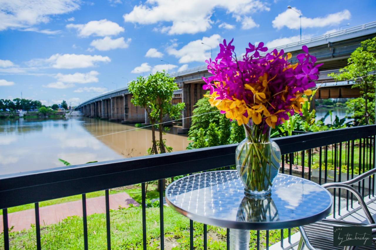 Home By The Bridge Hotel Kamphaeng Phet Exteriér fotografie